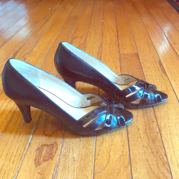 Peep Toe Heels - Picture 2 of 8